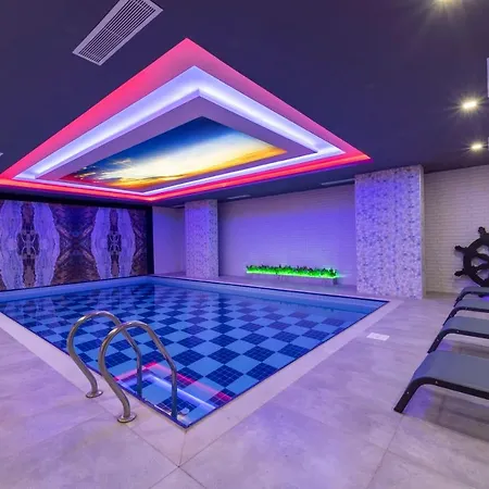 Pleasant Apartment With Shared Pools In Alanya, Antalya