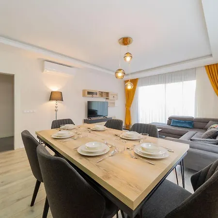 Pleasant Apartment With Shared Pools In Alanya, Antalya Lägenhet Alanya