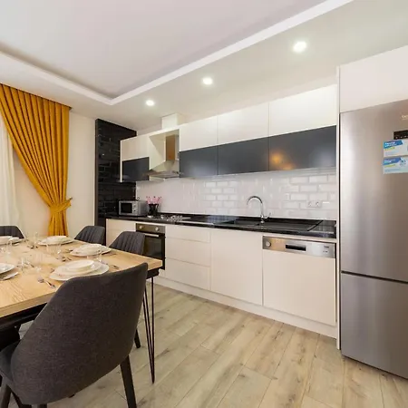 Pleasant Apartment With Shared Pools In Alanya, Antalya