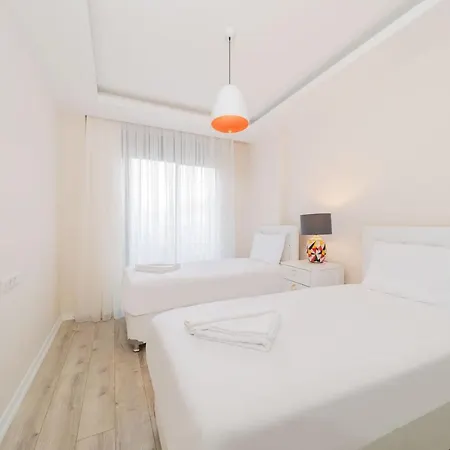 Pleasant Apartment With Shared Pools In Alanya, Antalya דירה *